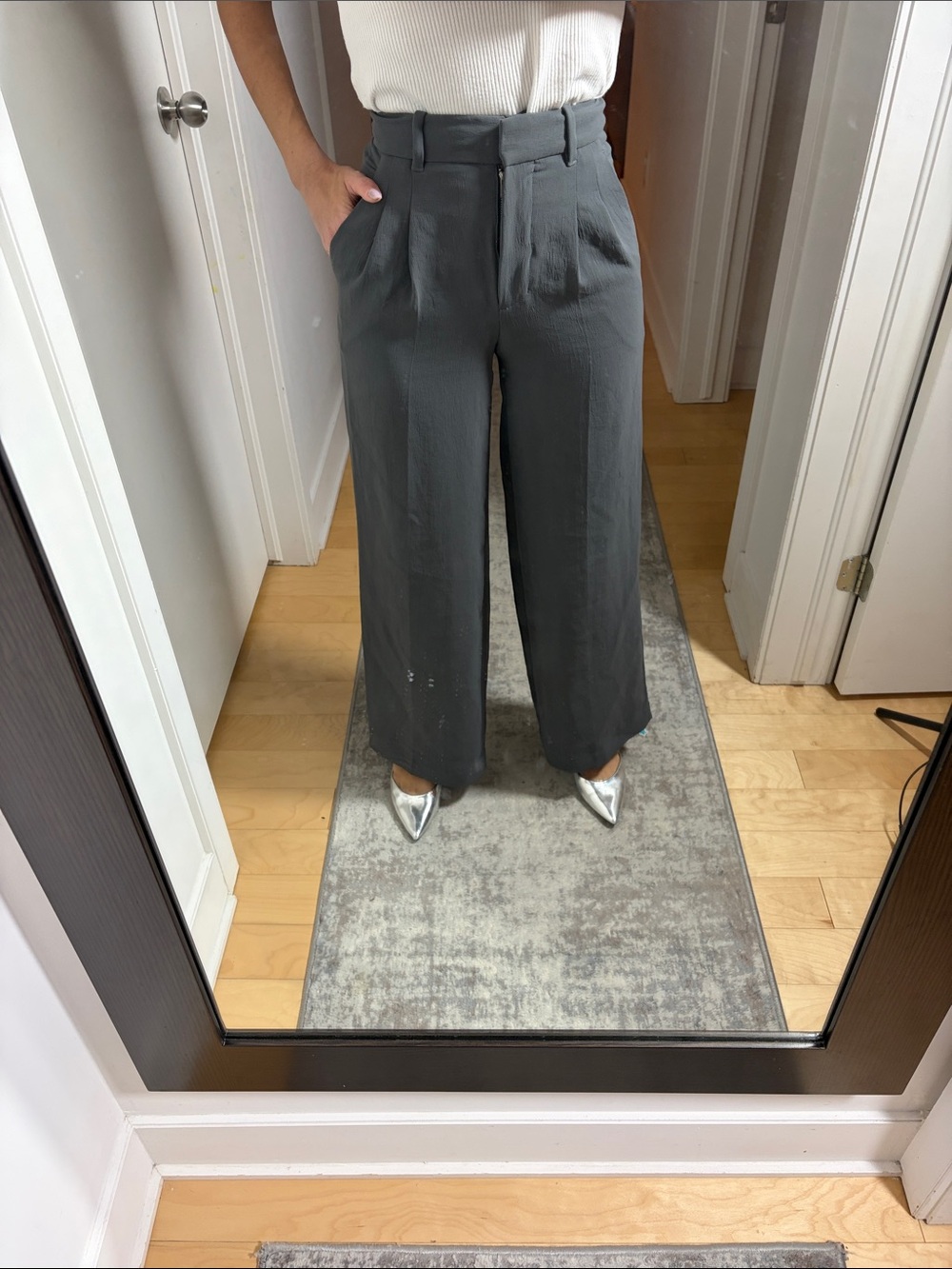 Wilfred Effortless Wide-Leg High-Waist Pants — Charcoal Gray